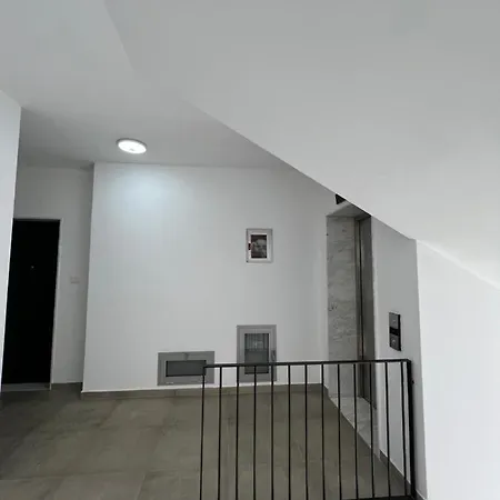 Apartamento Blanc 7 *